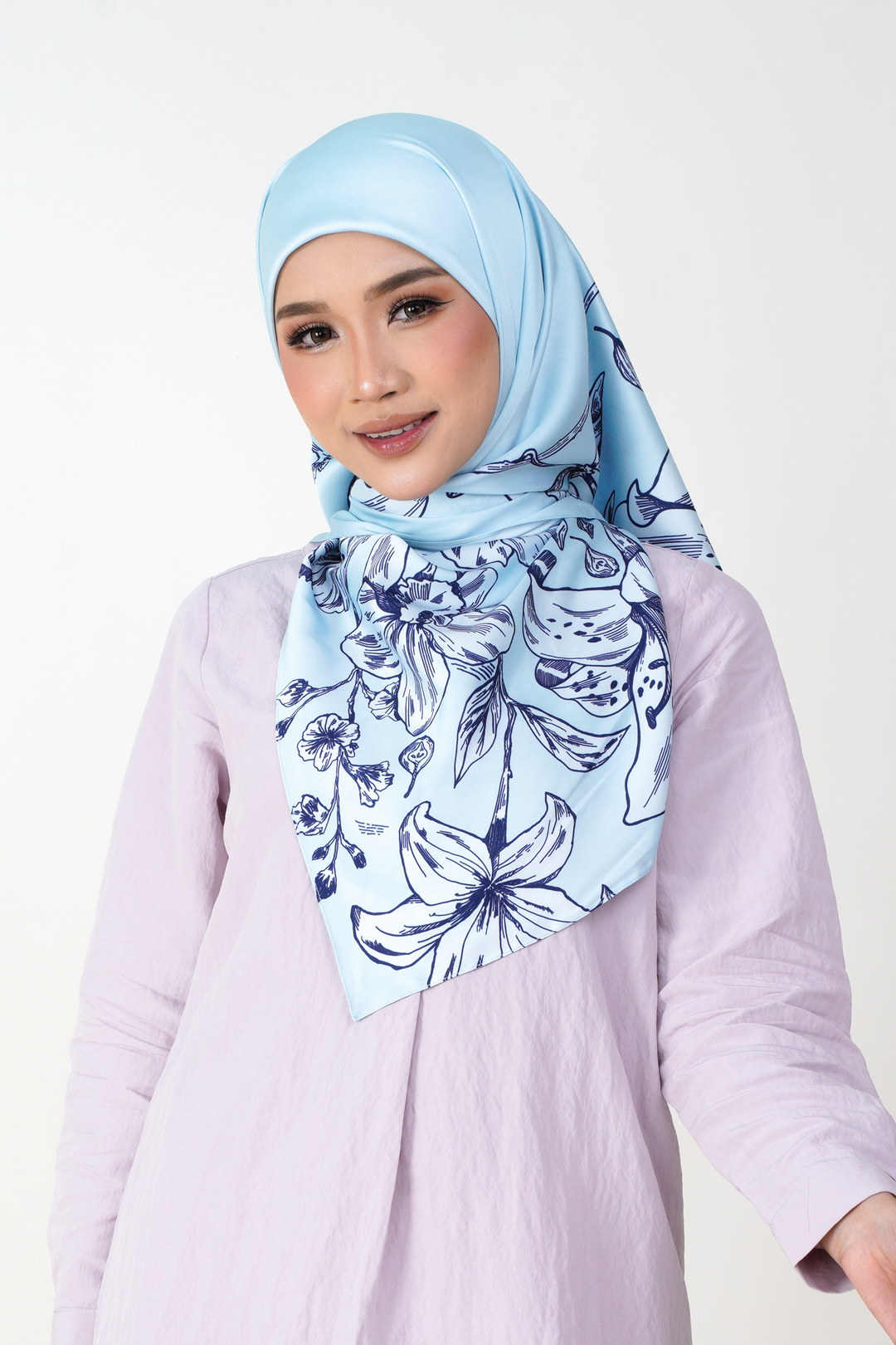 Serine Satin Printed Square