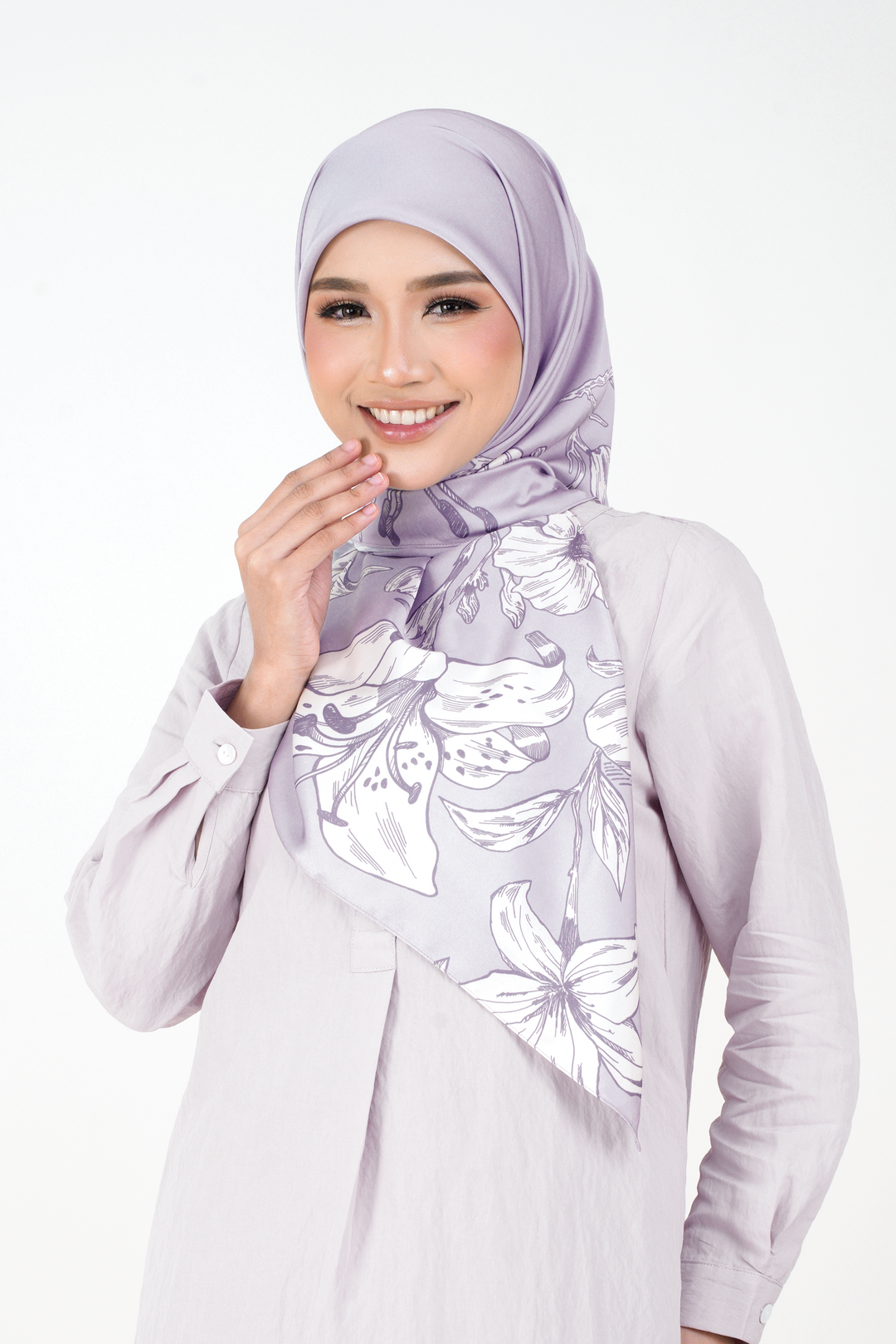 Serine Satin Printed Square