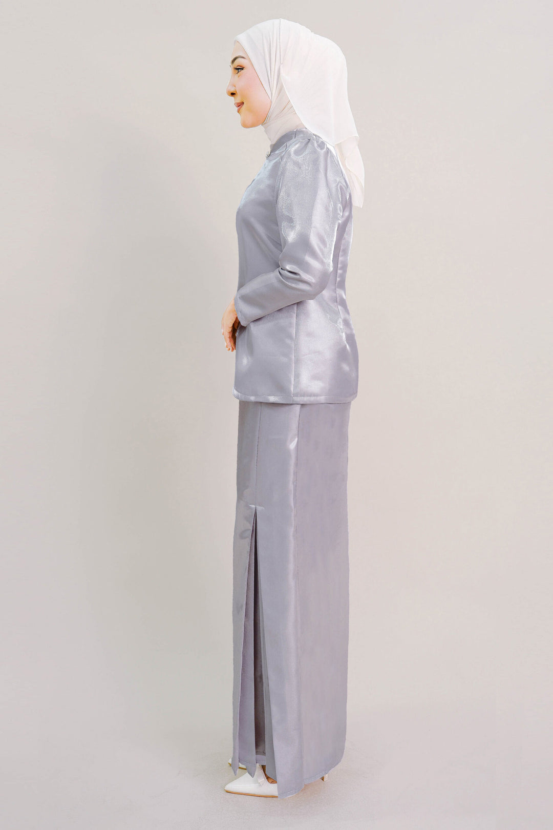 Kalea Shimmer Kurung in Grey