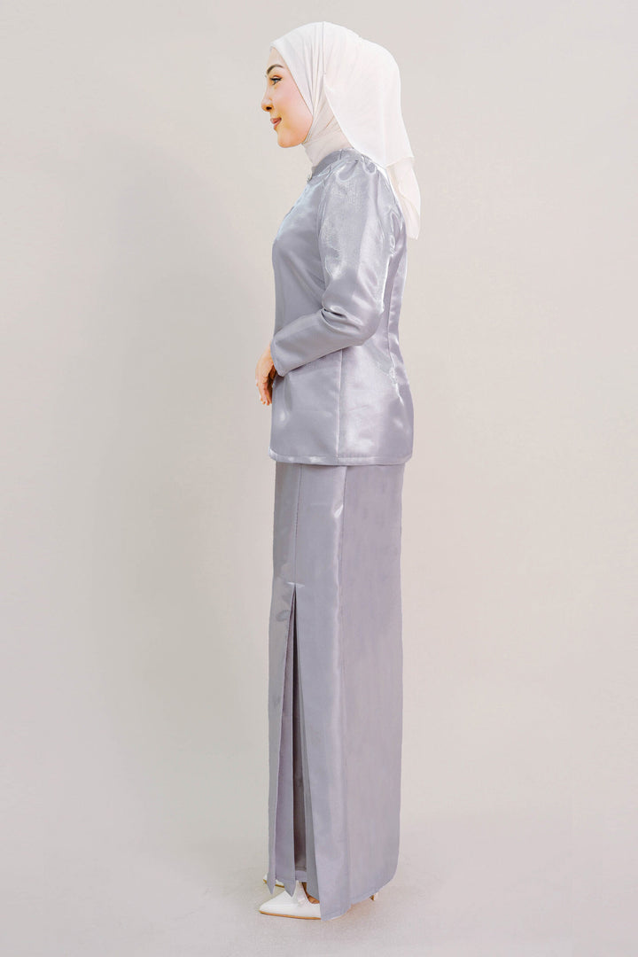 Kalea Shimmer Kurung in Grey