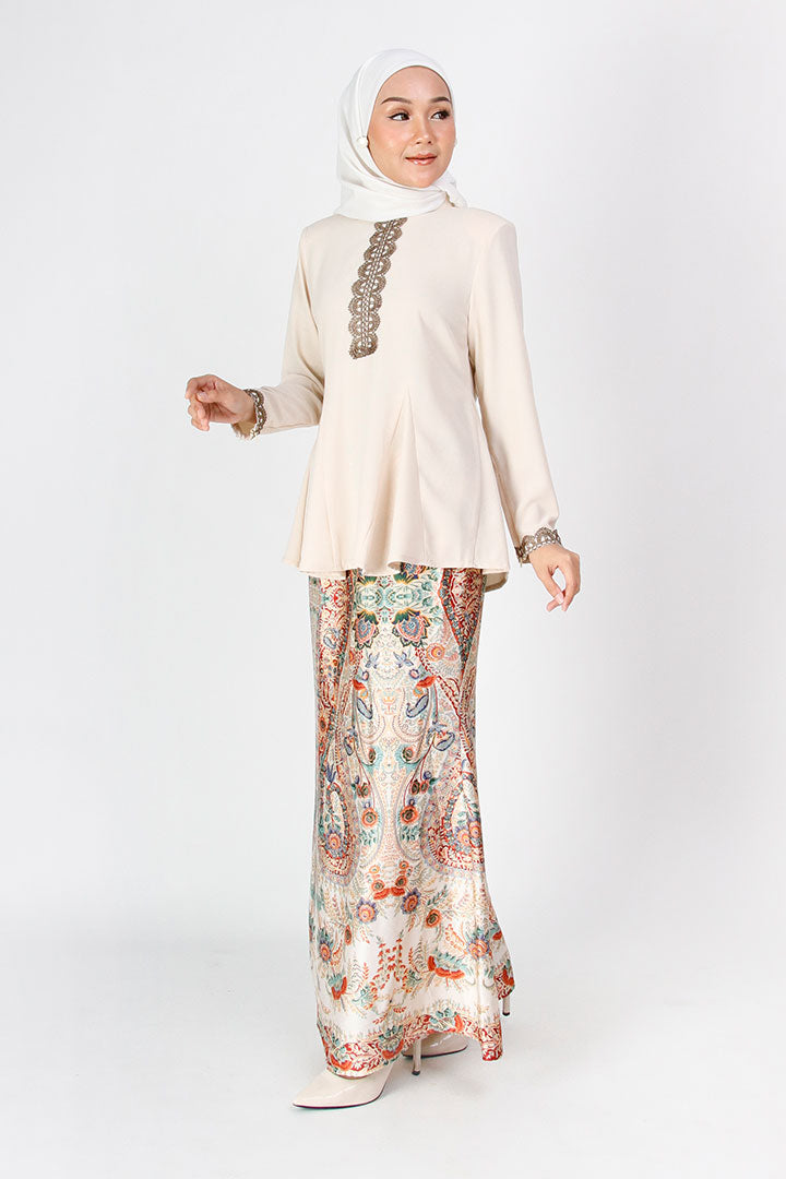 Samira Kurung Beige