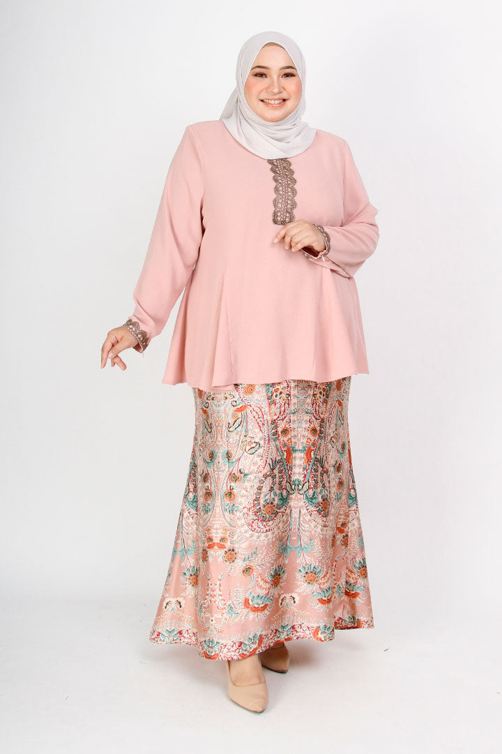 Samira Plus Kurung Pink
