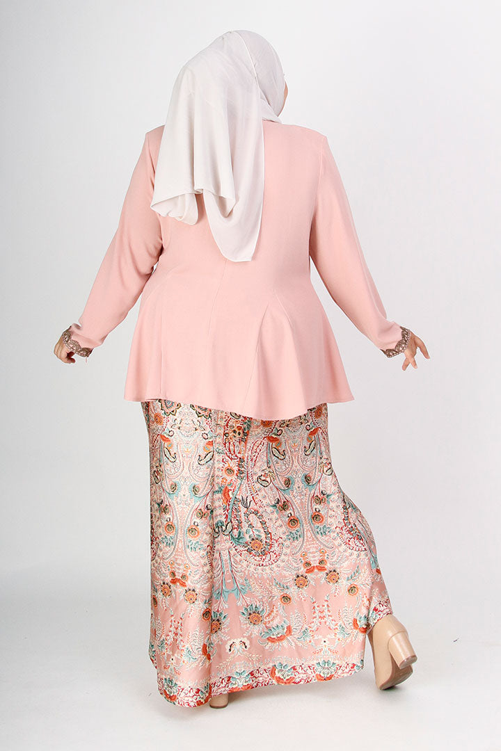 Samira Plus Kurung Pink