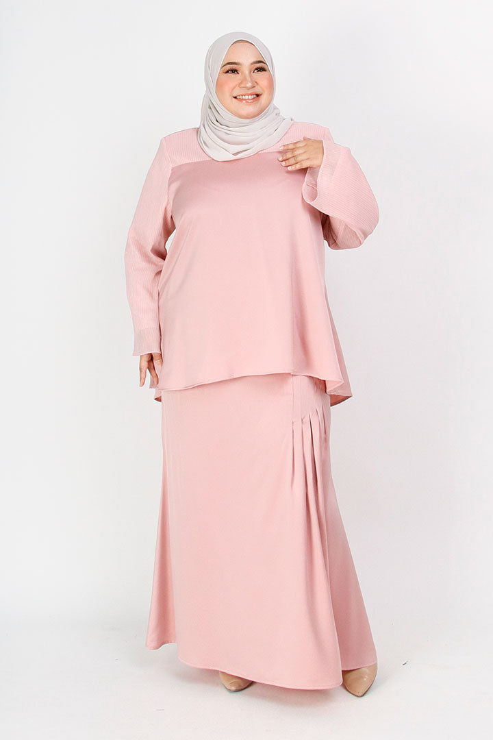 Ariel Plus Kurung Pink
