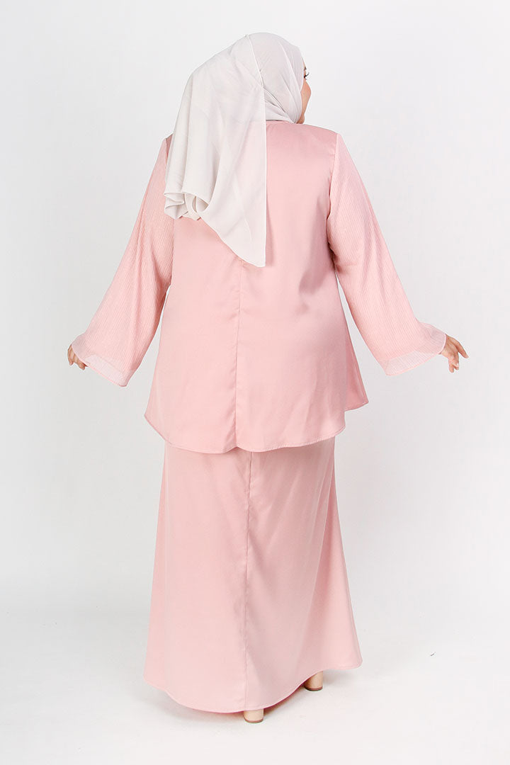 Ariel Plus Kurung Pink