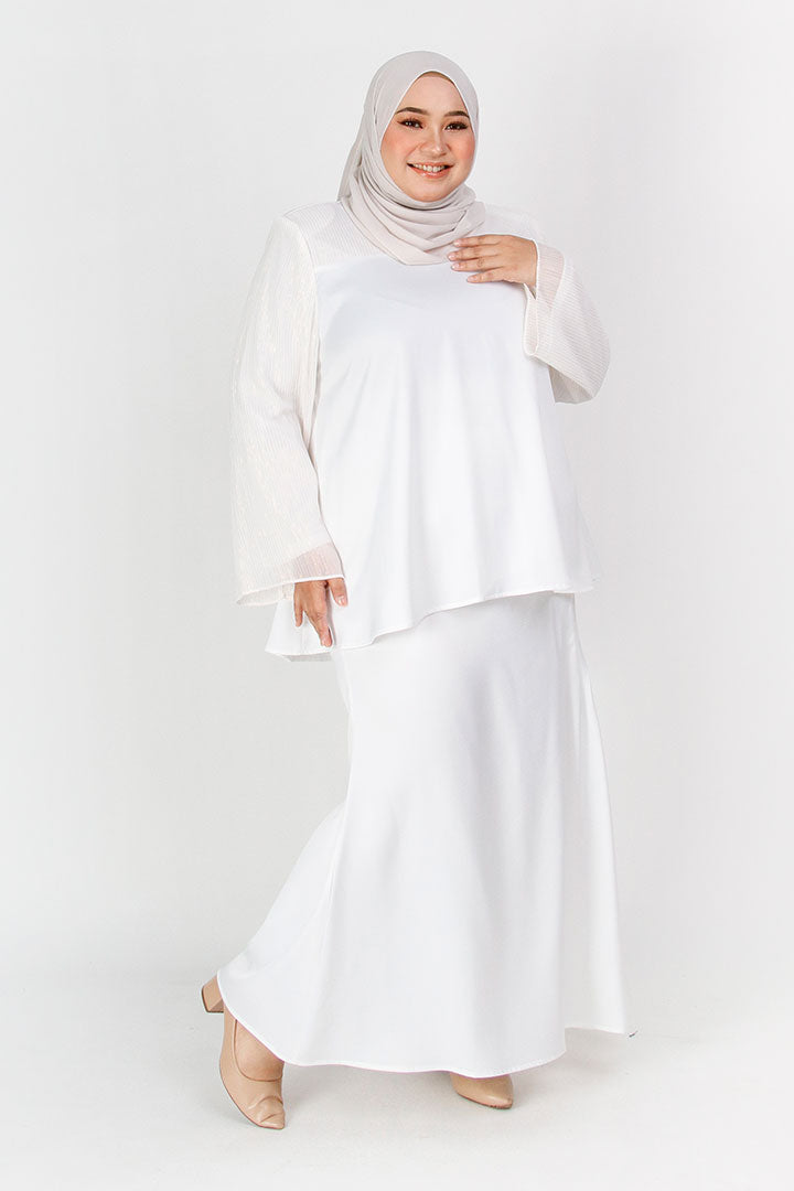 Ariel Plus Kurung White