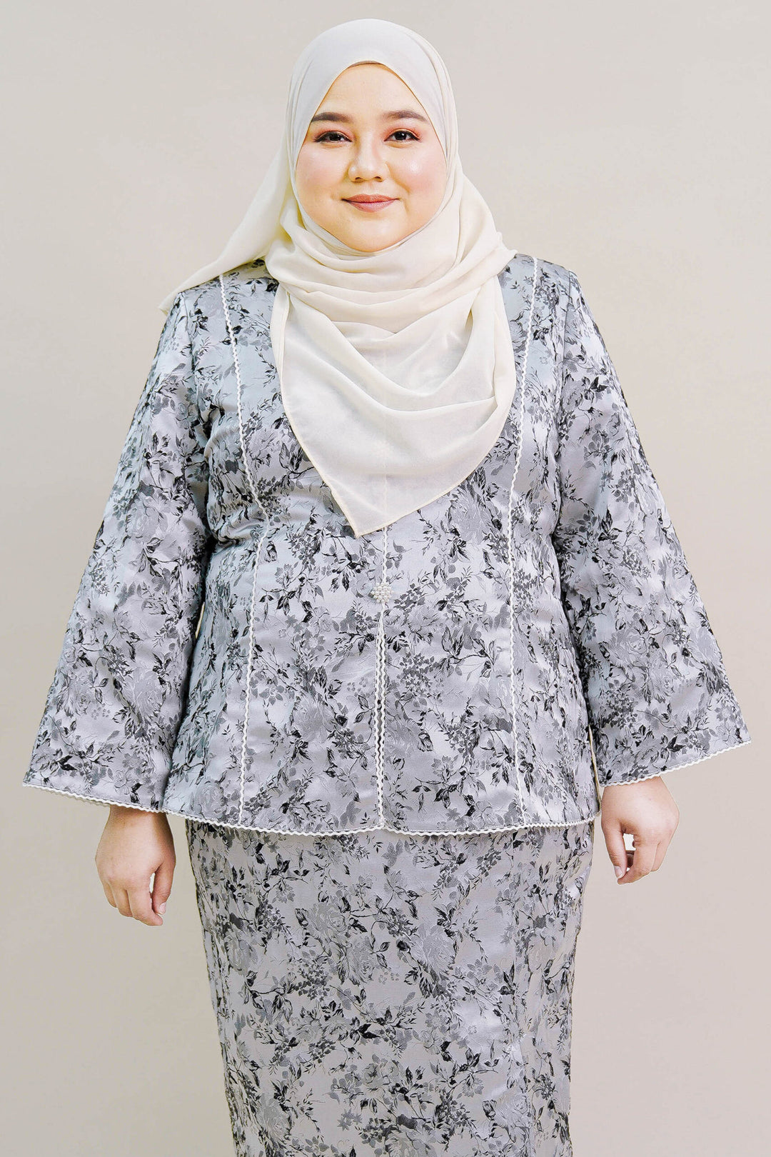 Clarisa Plus Size Kurung in Grey
