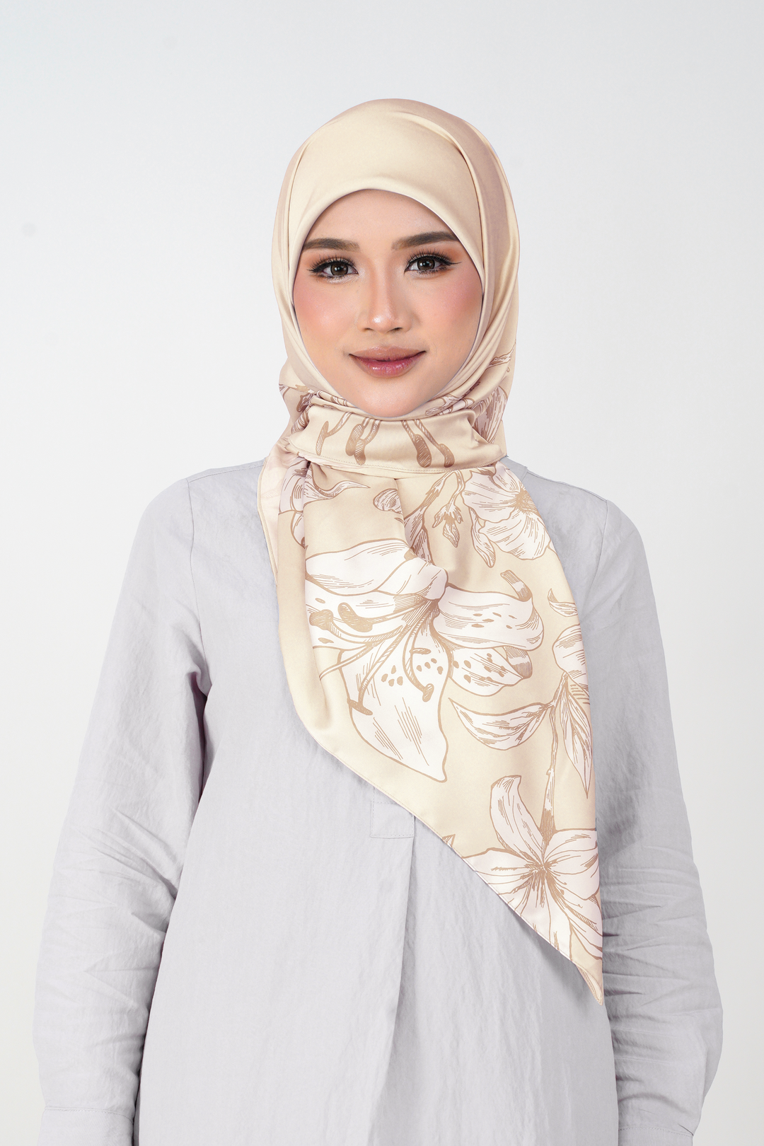 Serine Satin Printed Square