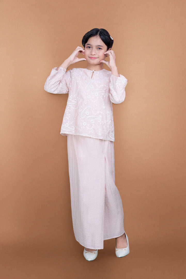 Mahima Kids Kurung