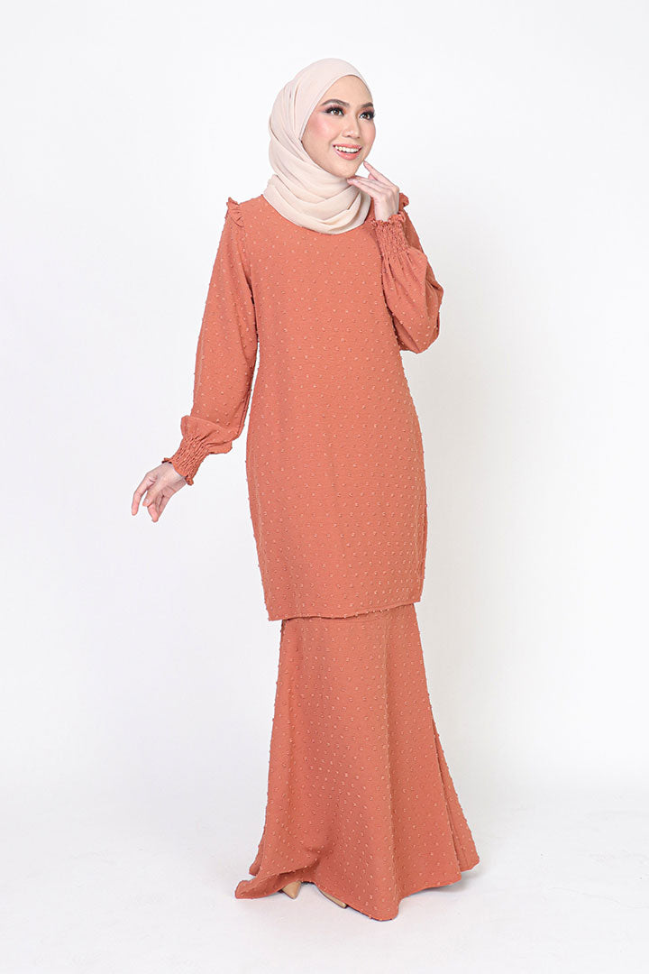 Dahlia Kurung Burnt Orange
