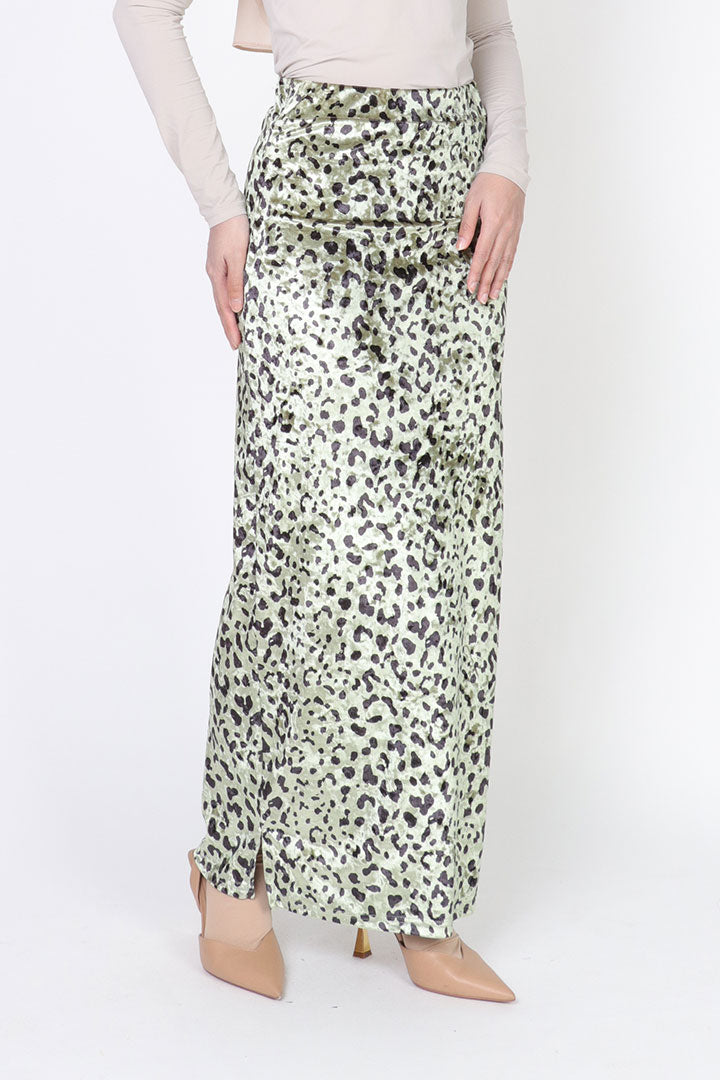 Leopard Velvet Skirt Green