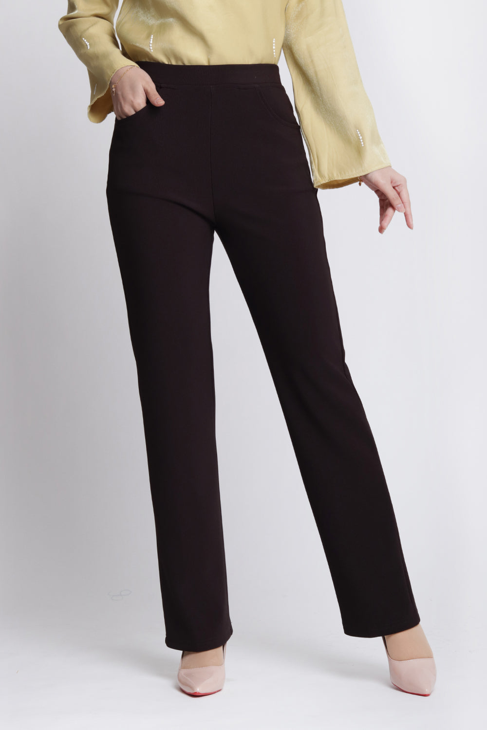 Dinihari Straight Leg Pants Brown
