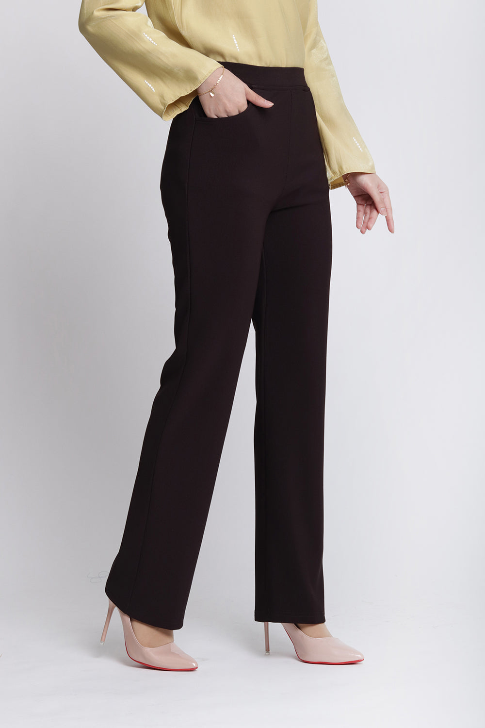 Dinihari Straight Leg Pants Brown