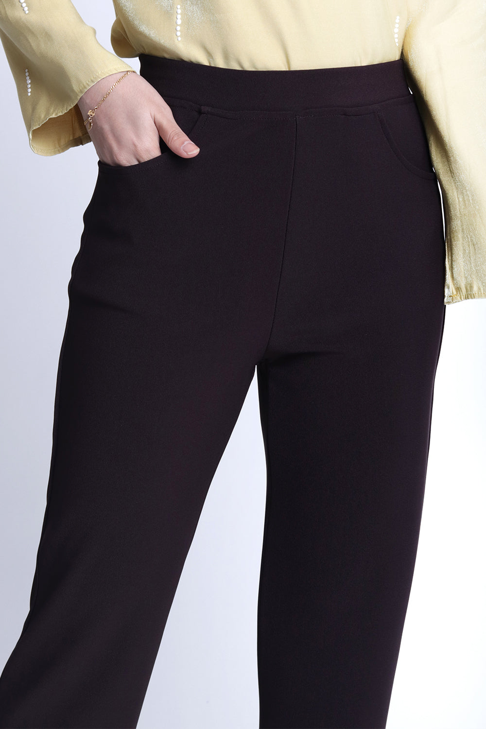 Dinihari Straight Leg Pants Brown