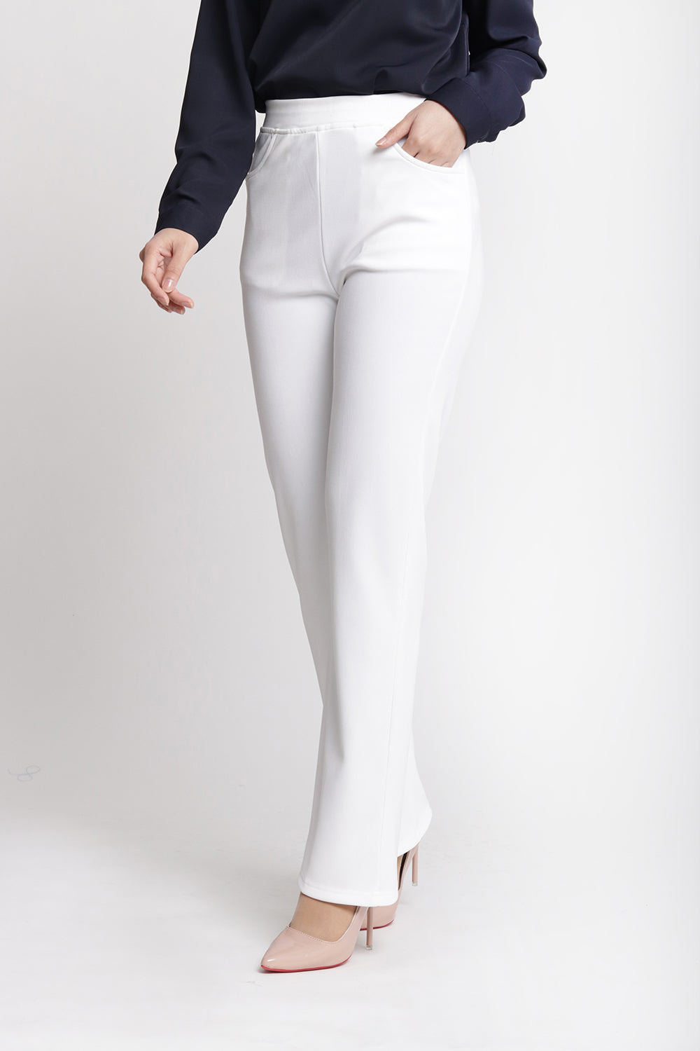 Dinihari Straight Leg Pants White