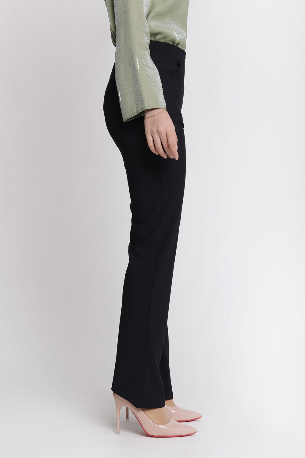 Dinihari Straight Leg Pants Black