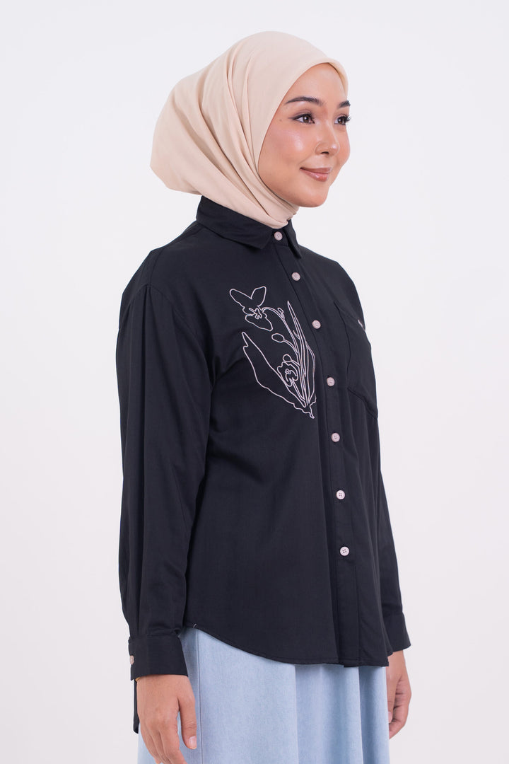 Khanza Embroidered Blouse Black
