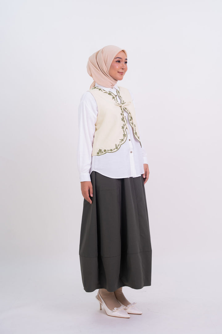 Vienna Embroidered Vest Light Beige