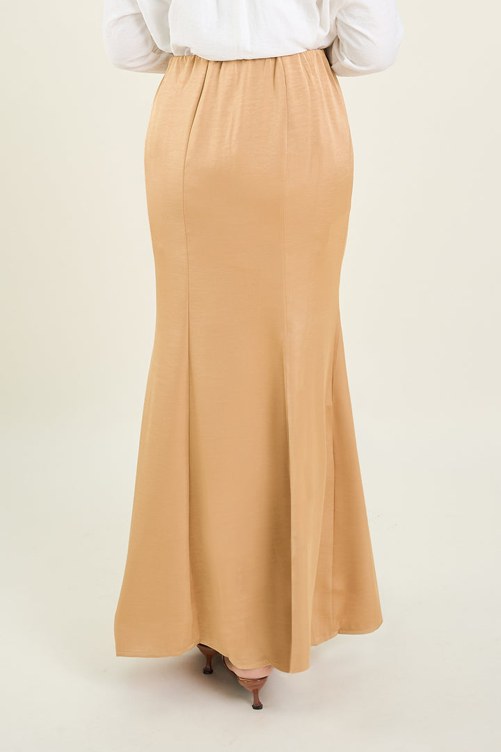 Grace Satin Mermaid Skirt Latte