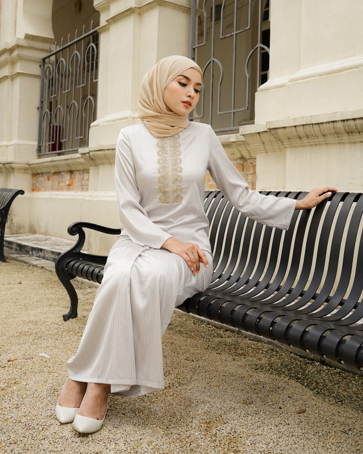 Kasturi Kurung Grey