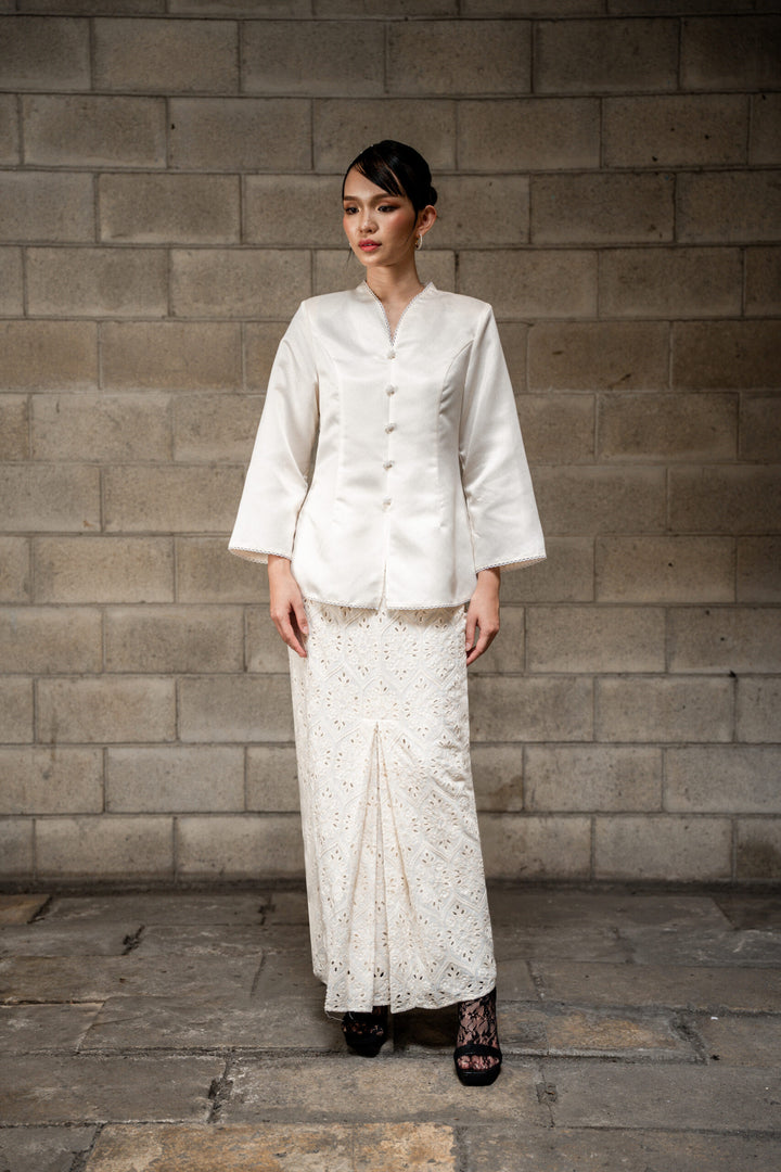 Eloni Kurung in Cream