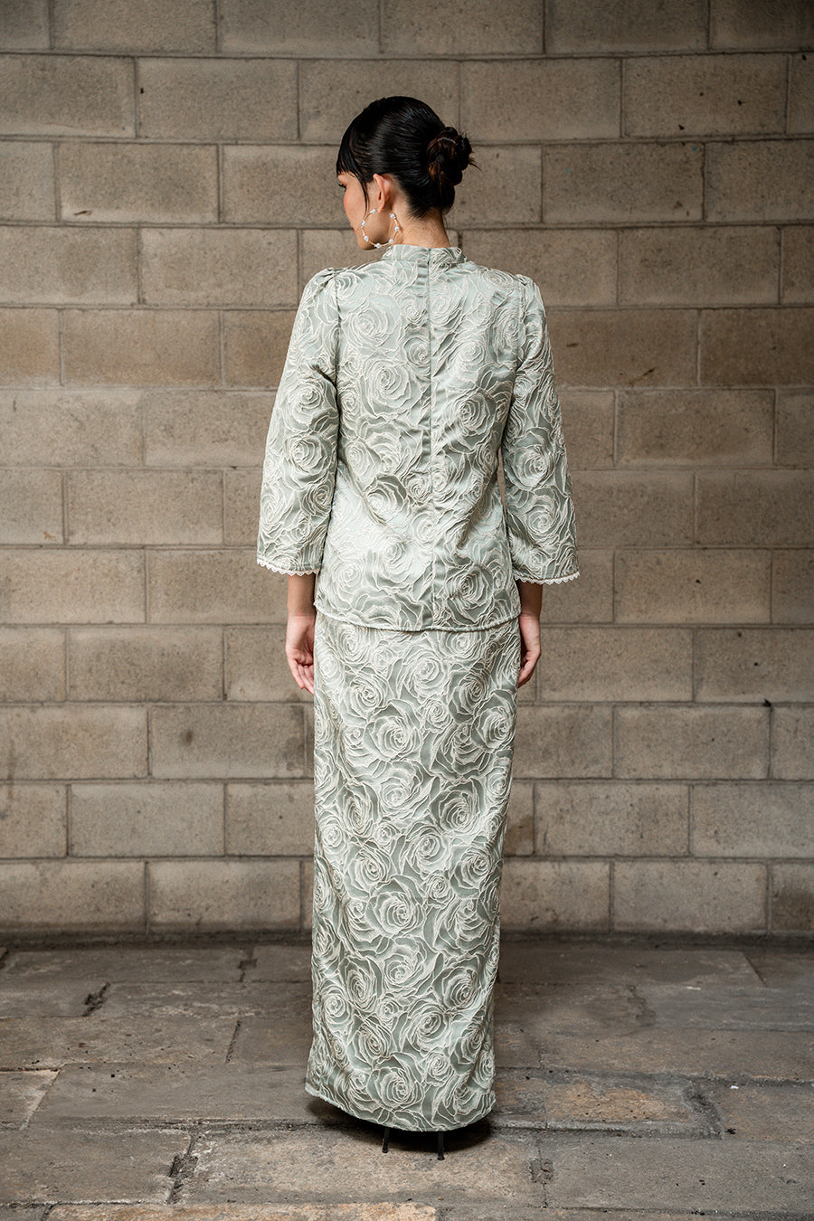 Felline Kurung in Dusty Green