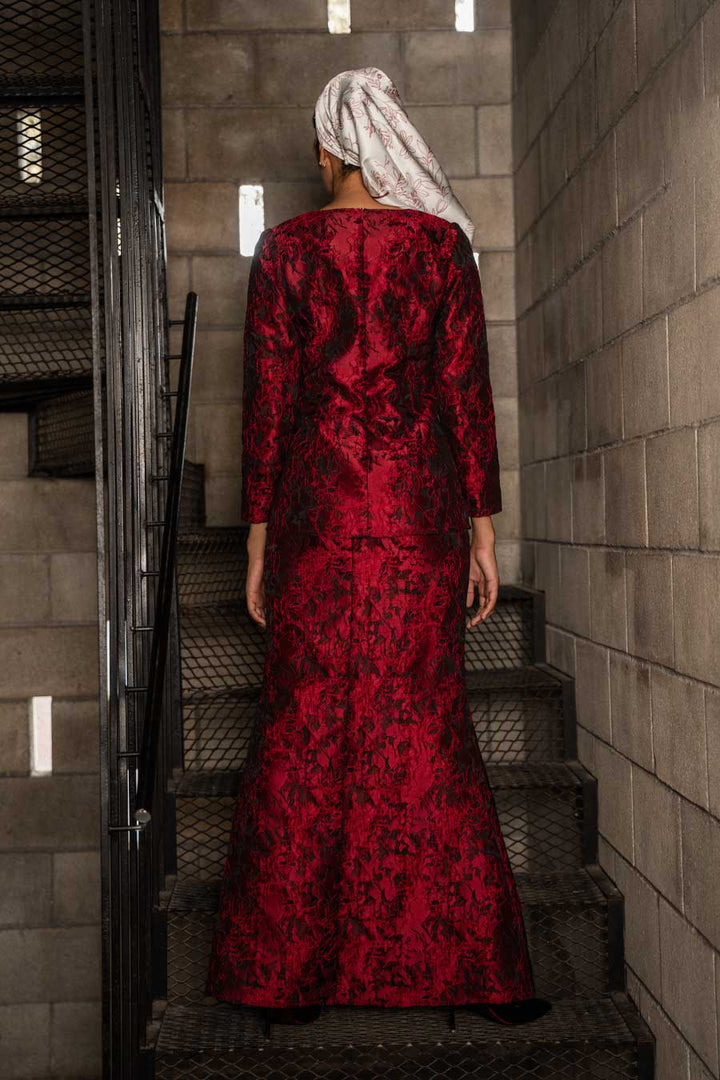 Zenata Kurung in Red
