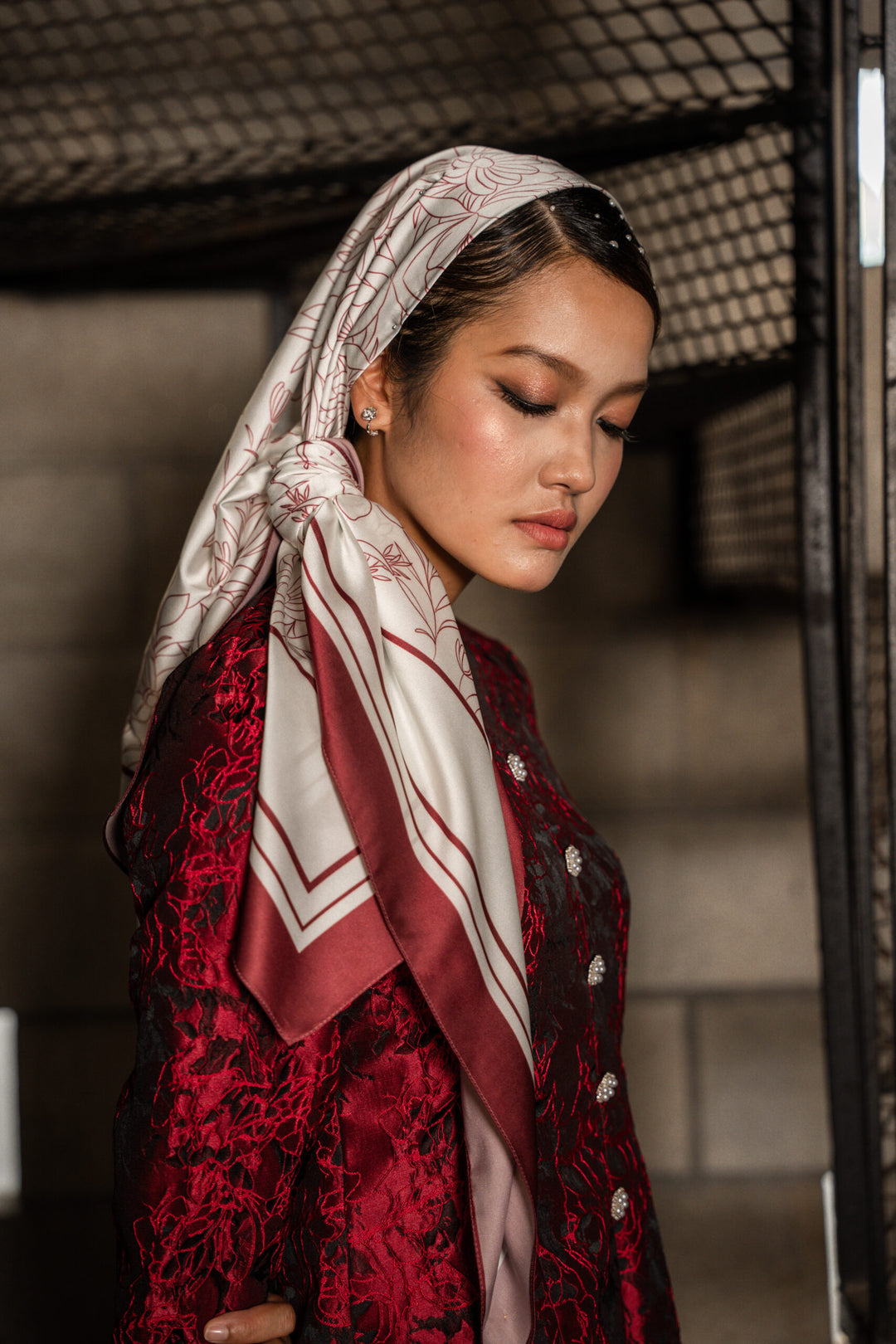Azura Satin Printed Square Maroon