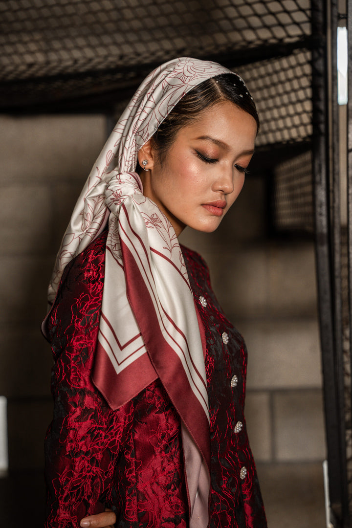 Azura Satin Printed Square Maroon