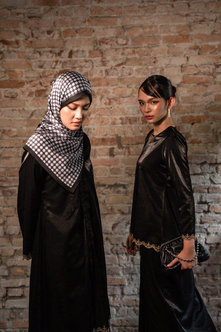 Zayna Satin Printed Shawl Black