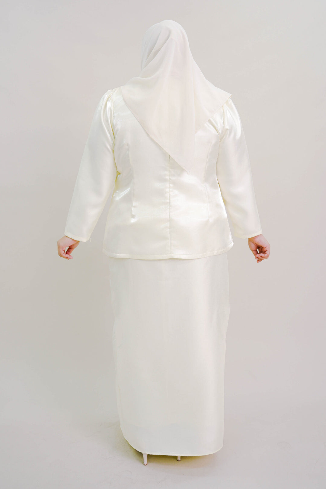 Kalea Plus Size Shimmer Kurung in Soft Yellow