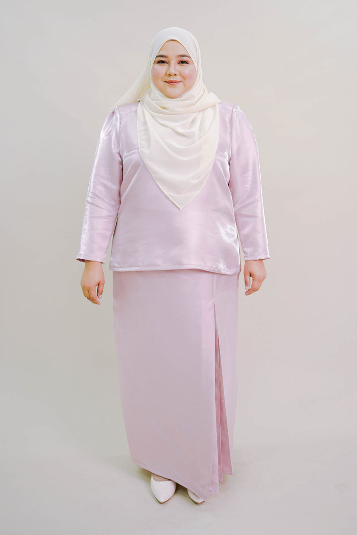 Kalea Plus Size Shimmer Kurung in Ash Pink