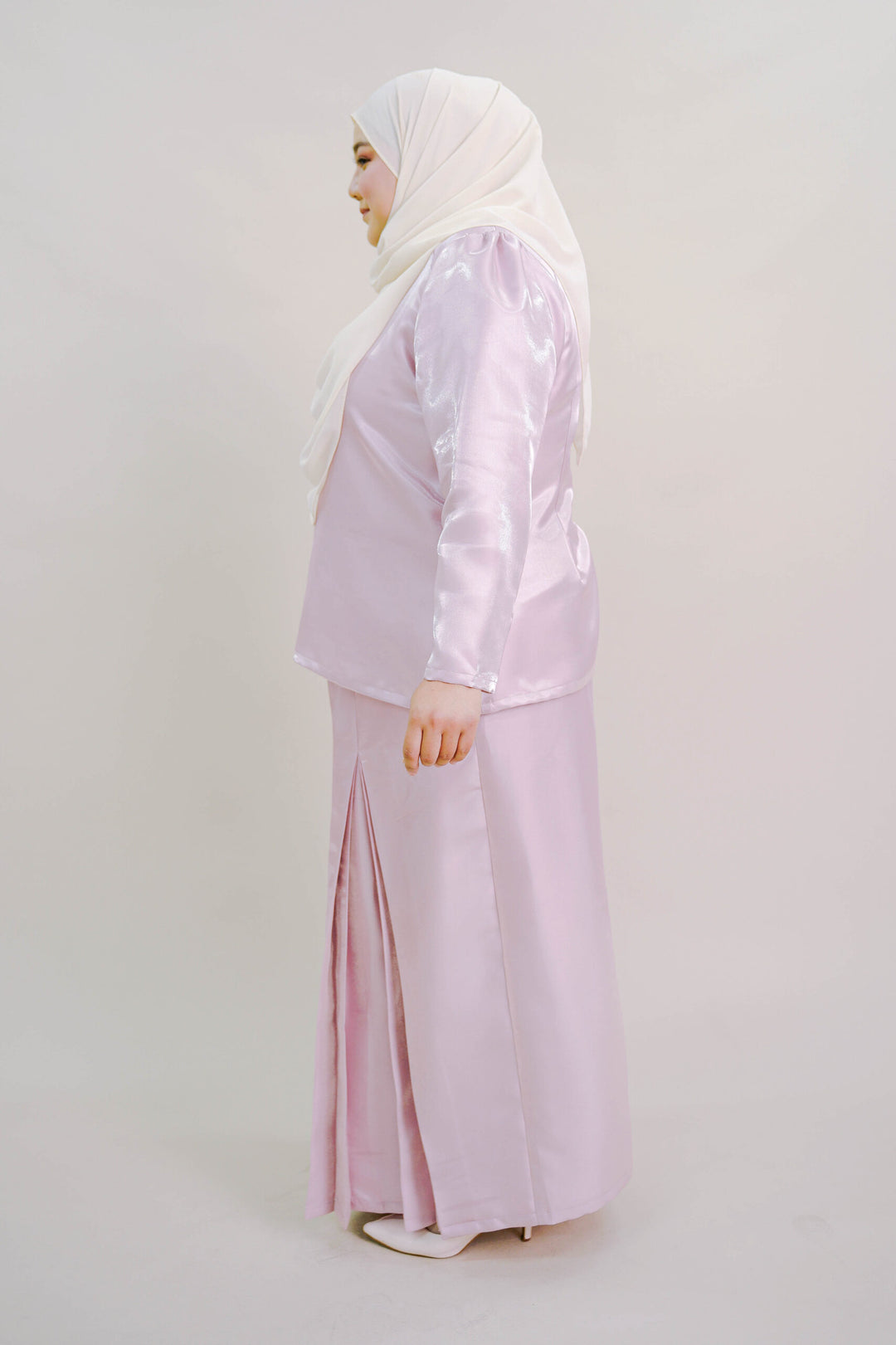 Kalea Plus Size Shimmer Kurung in Ash Pink