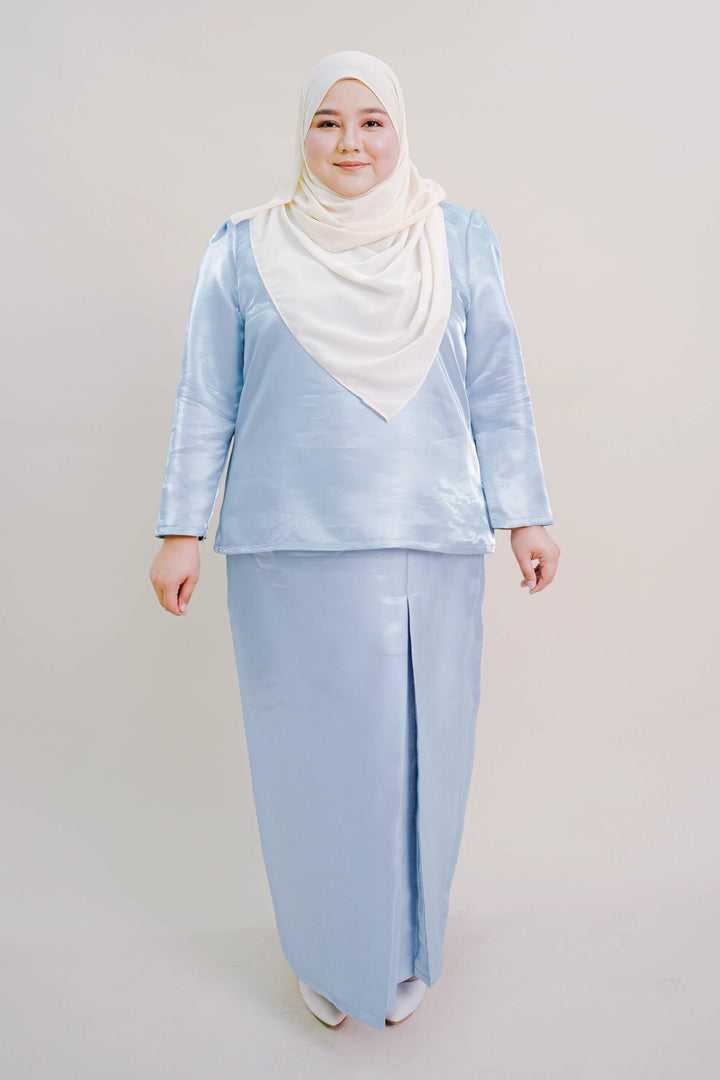 Kalea Plus Size Shimmer Kurung in Blue