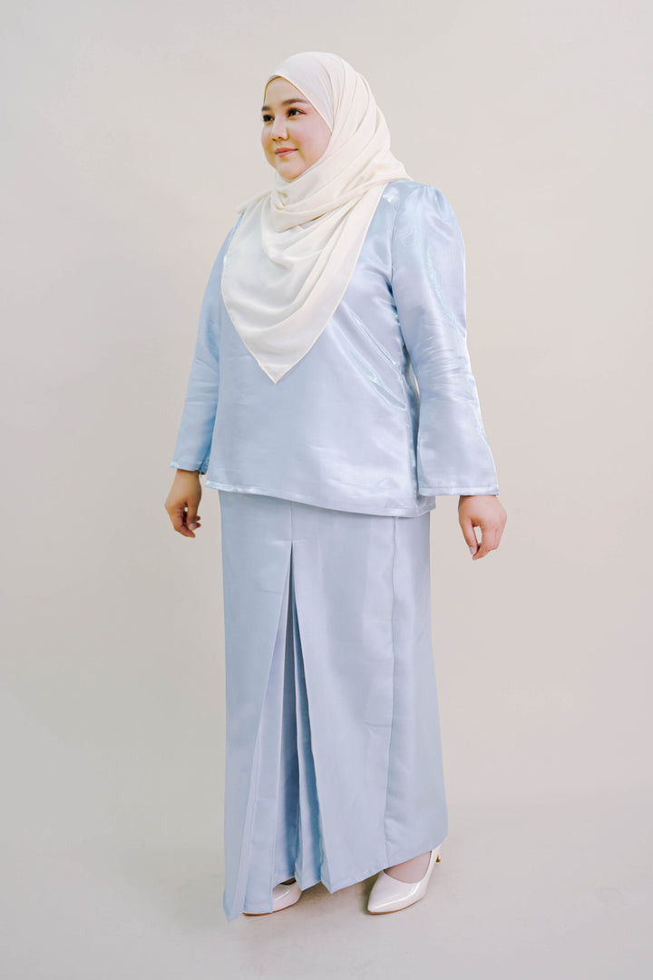 Kalea Plus Size Shimmer Kurung in Blue