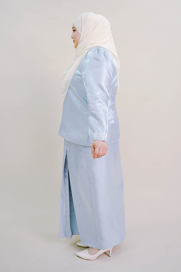 Kalea Plus Size Shimmer Kurung in Blue