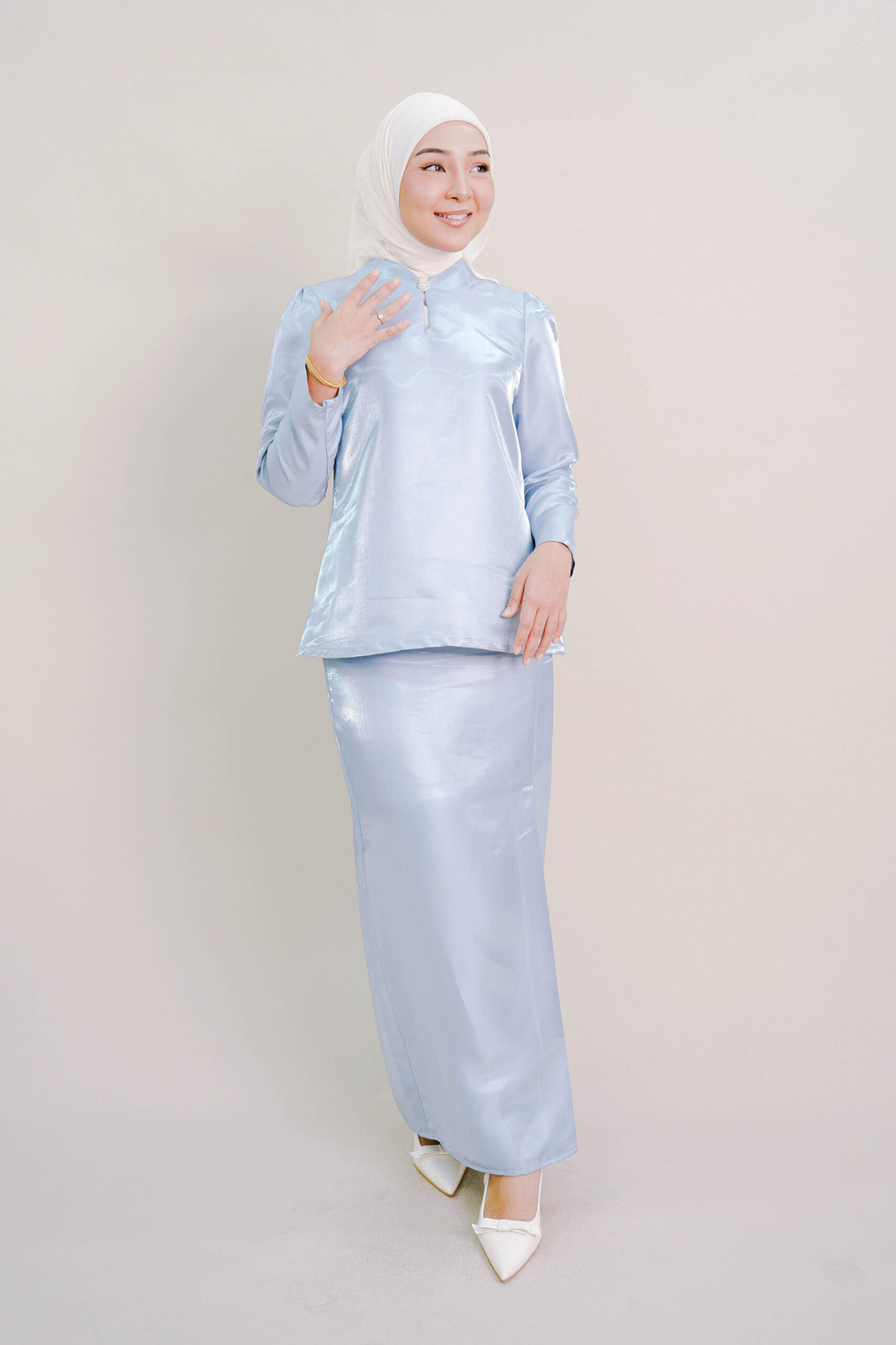 Kalea Shimmer Kurung in Blue