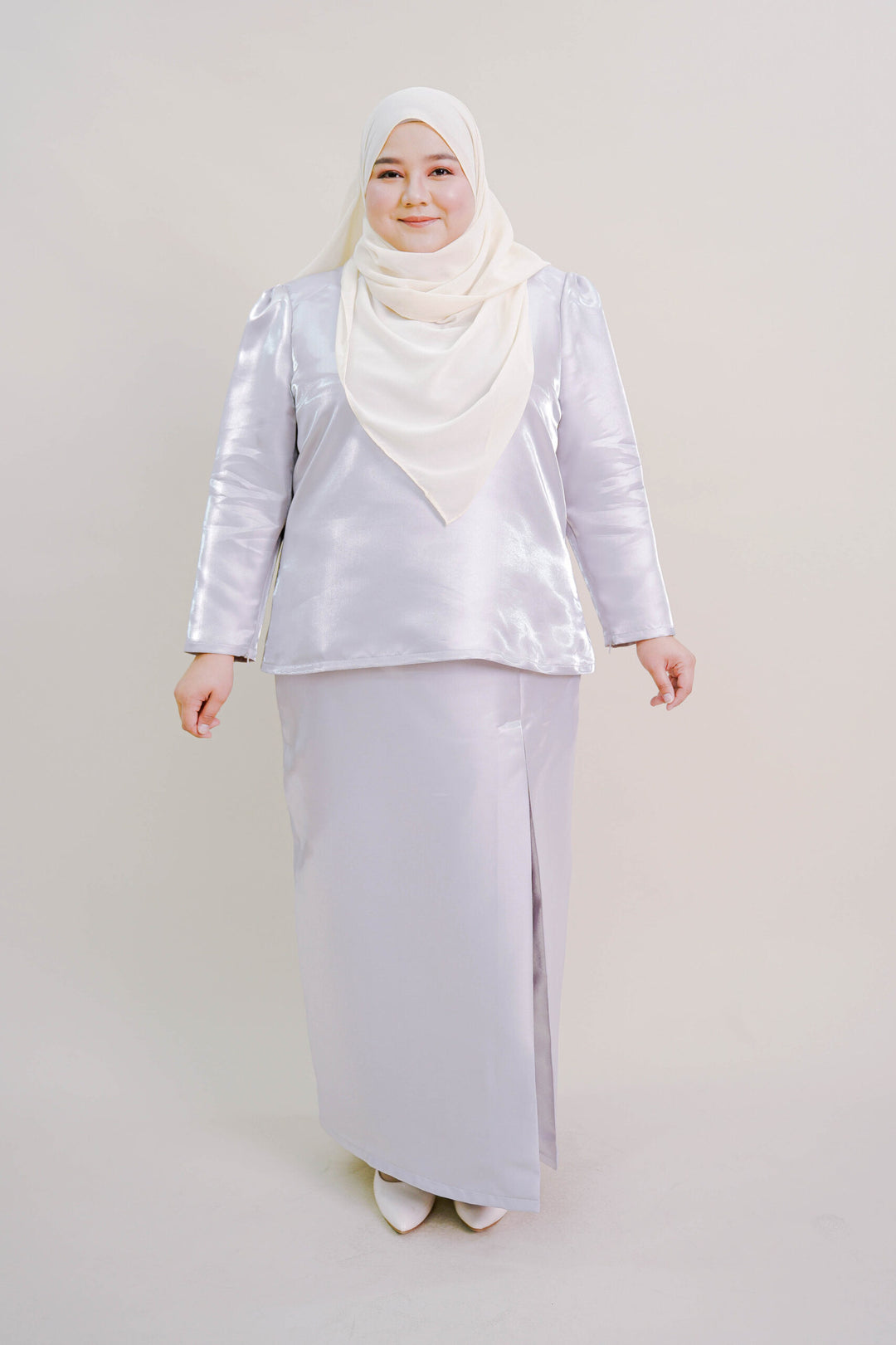 Kalea Plus Size Shimmer Kurung in Grey