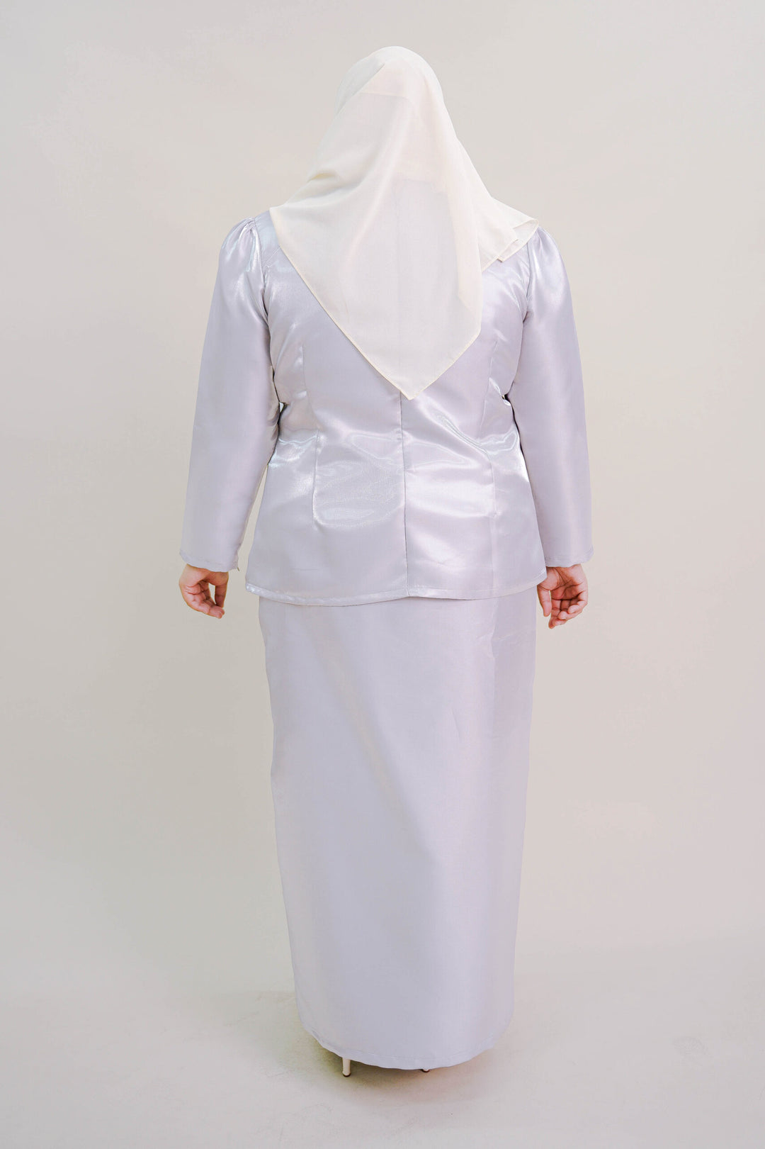 Kalea Plus Size Shimmer Kurung in Grey