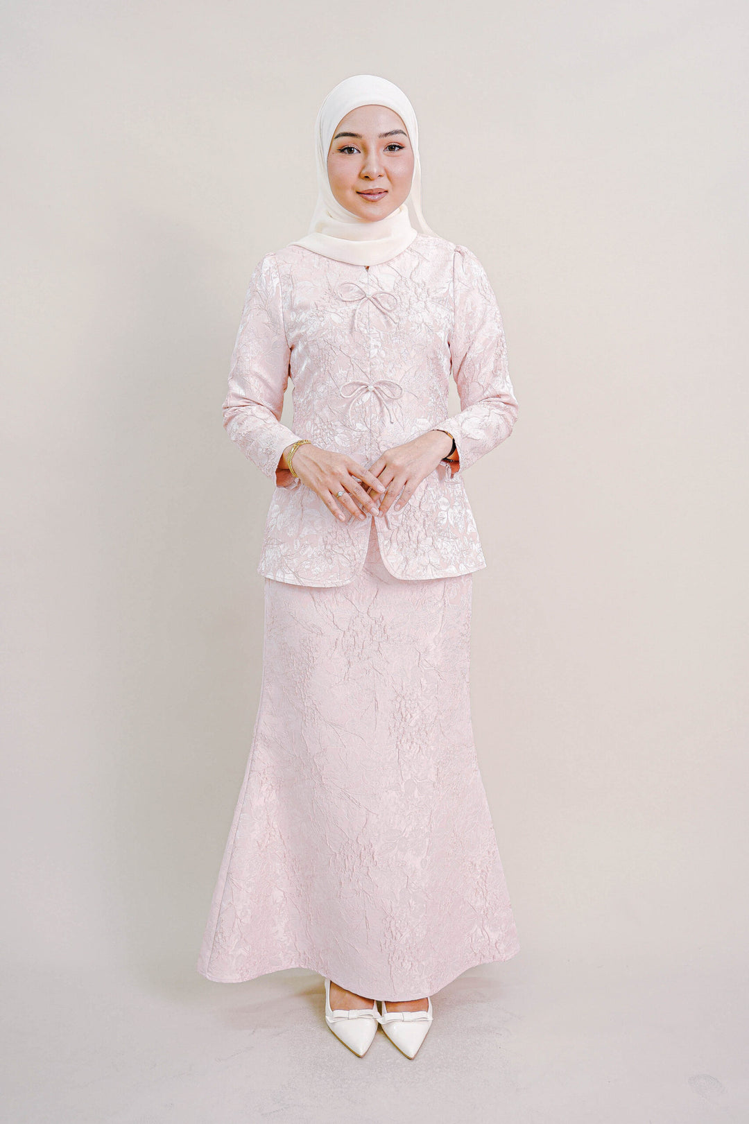 Kioshi Ribbon Kurung in Pink