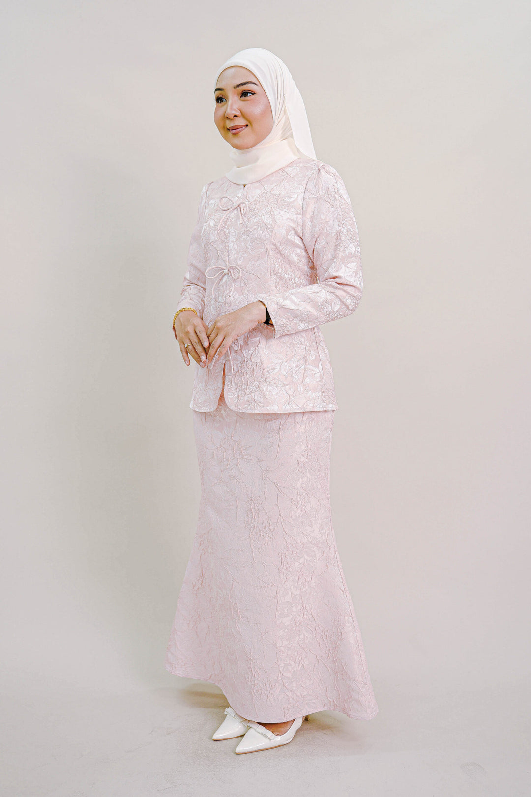 Kioshi Ribbon Kurung in Pink