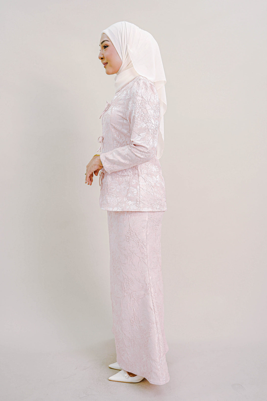 Kioshi Ribbon Kurung in Pink