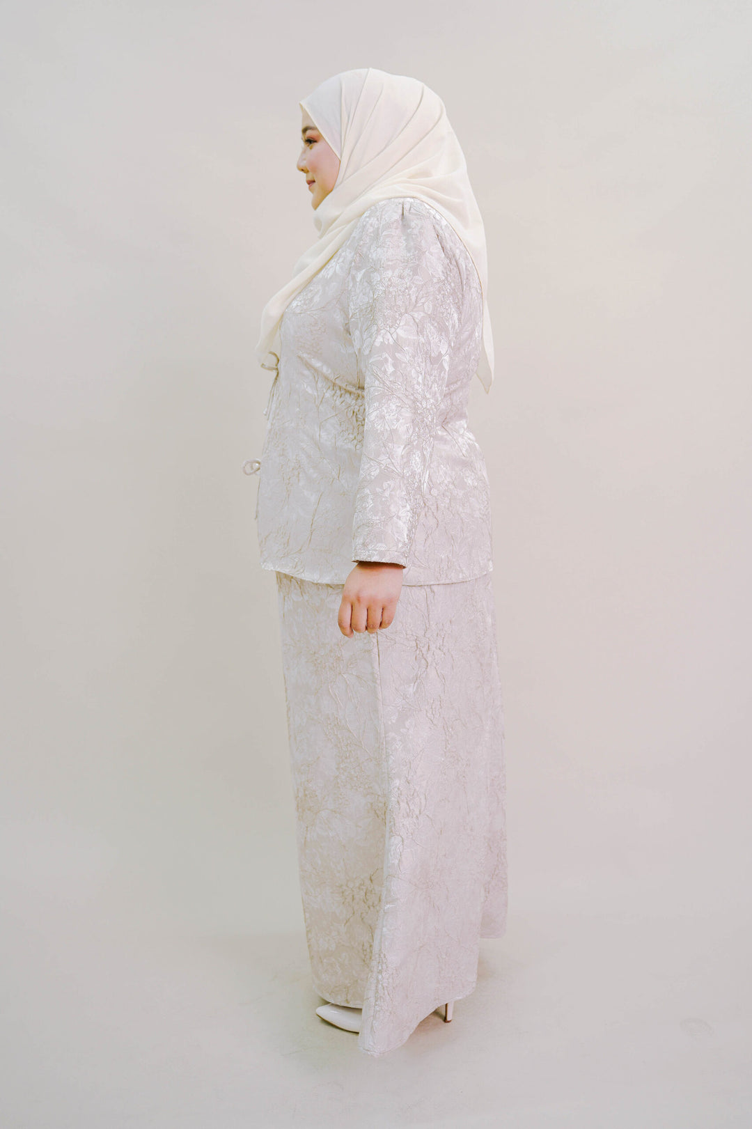 Kioshi Plus Size Ribbon Kurung in Champagne