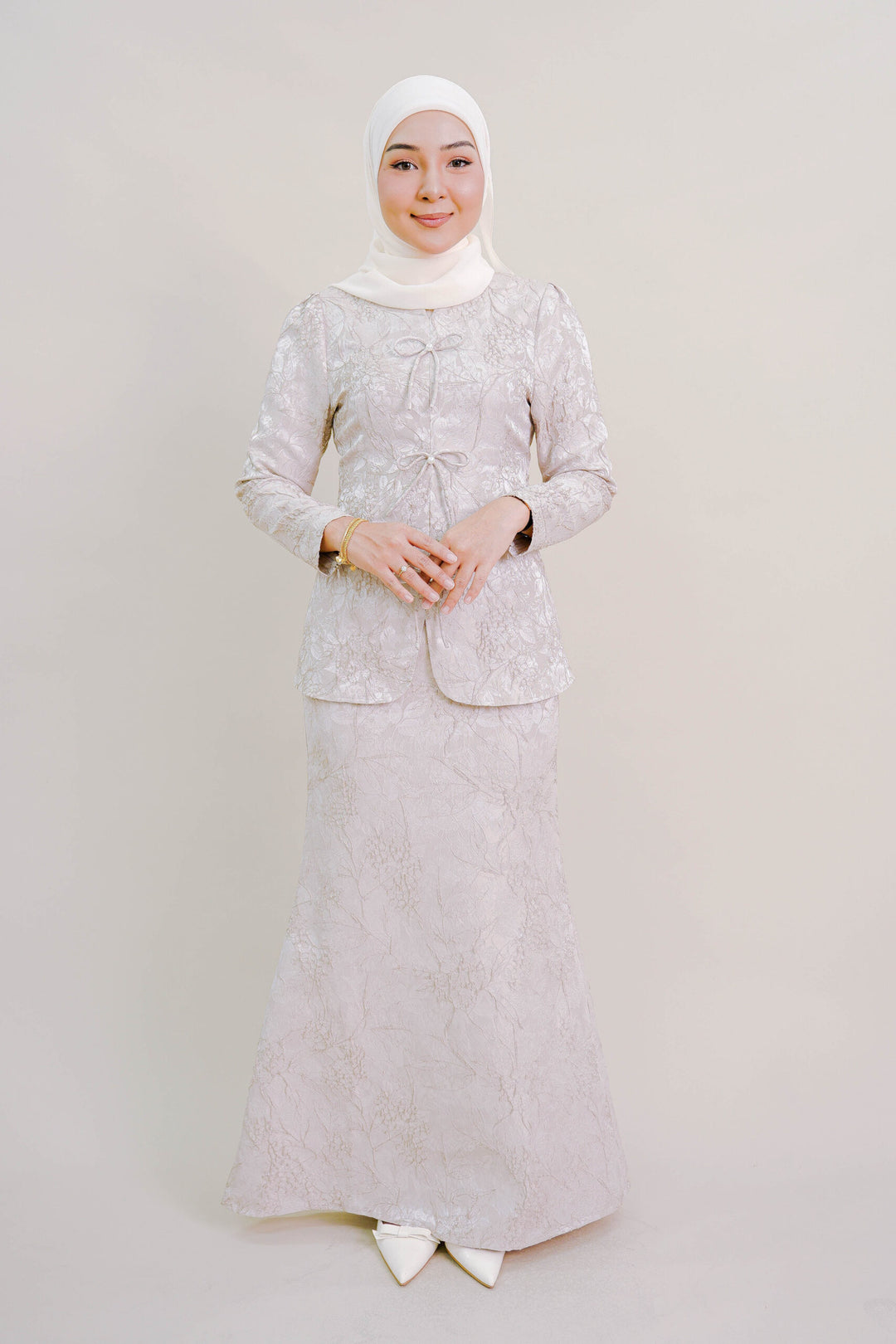 Kioshi Ribbon Kurung in Champagne