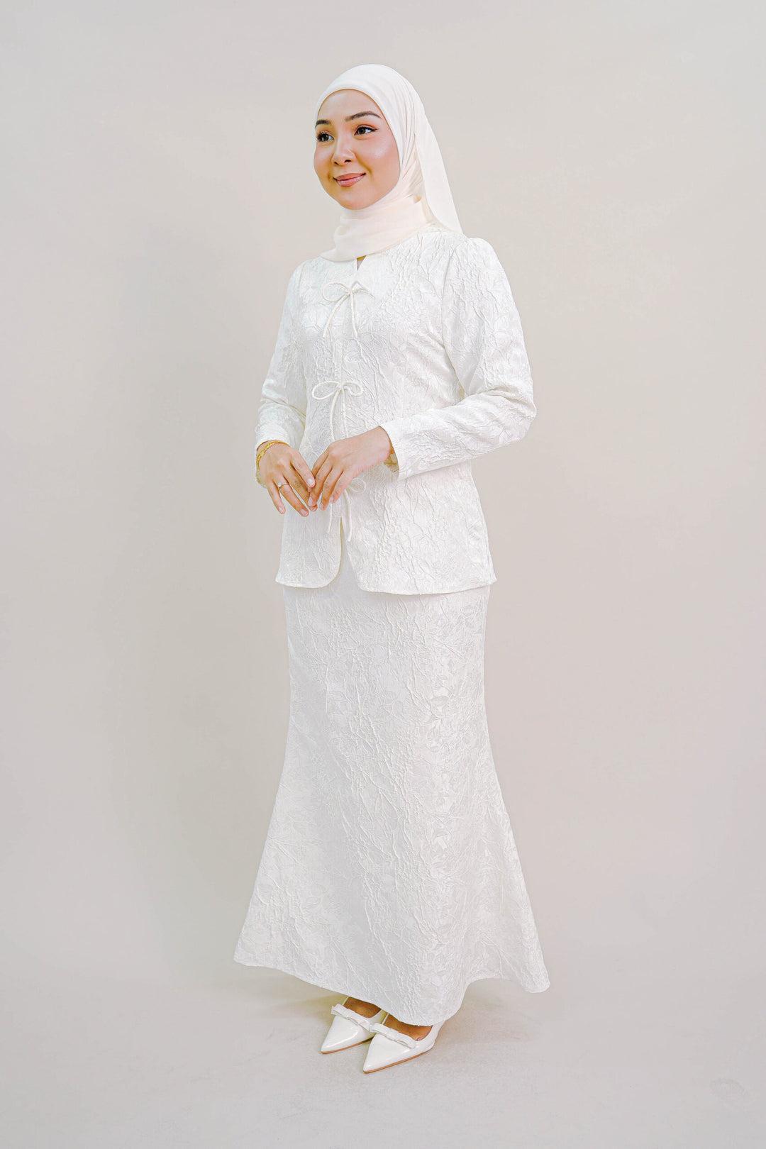 Kioshi Ribbon Kurung in White