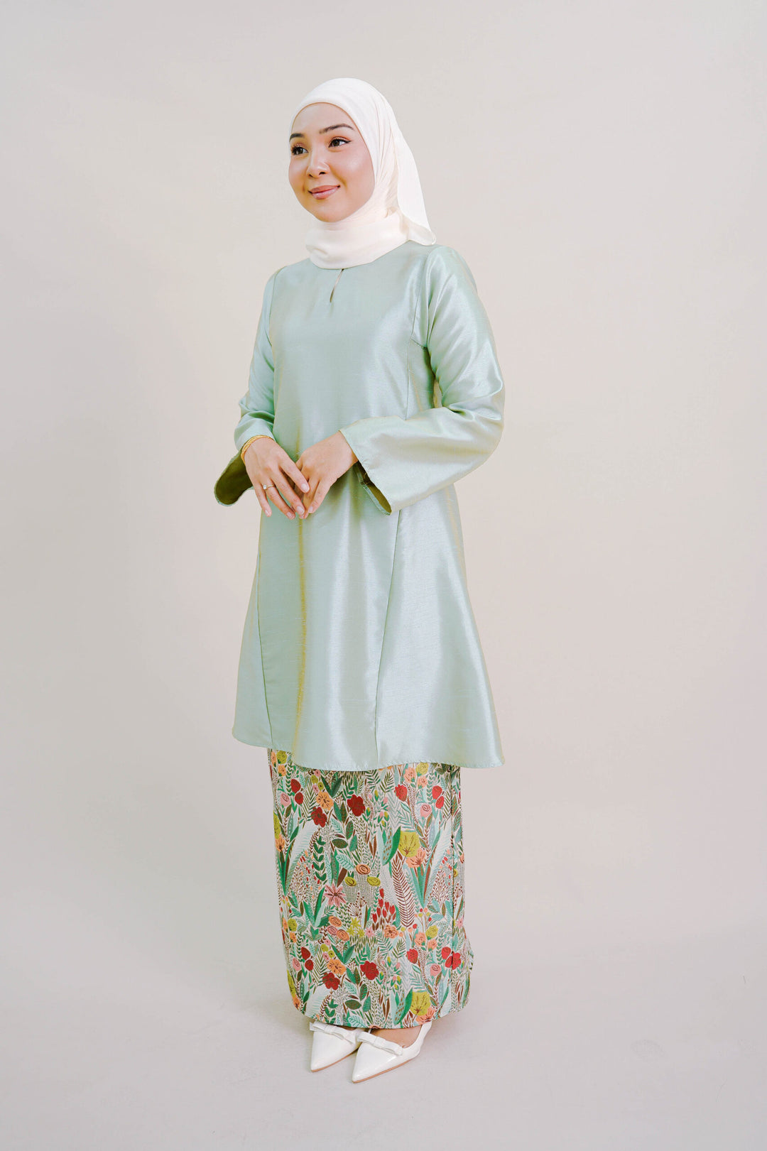 Nour Shantung Kurung in Green