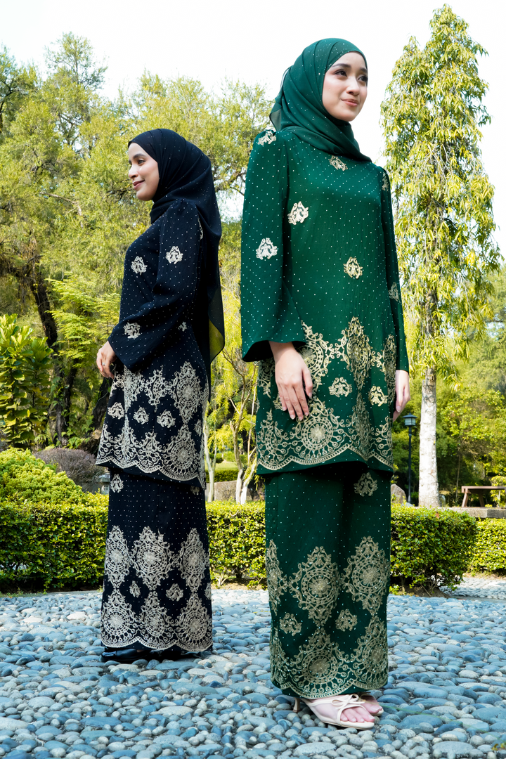 Rania Kurung