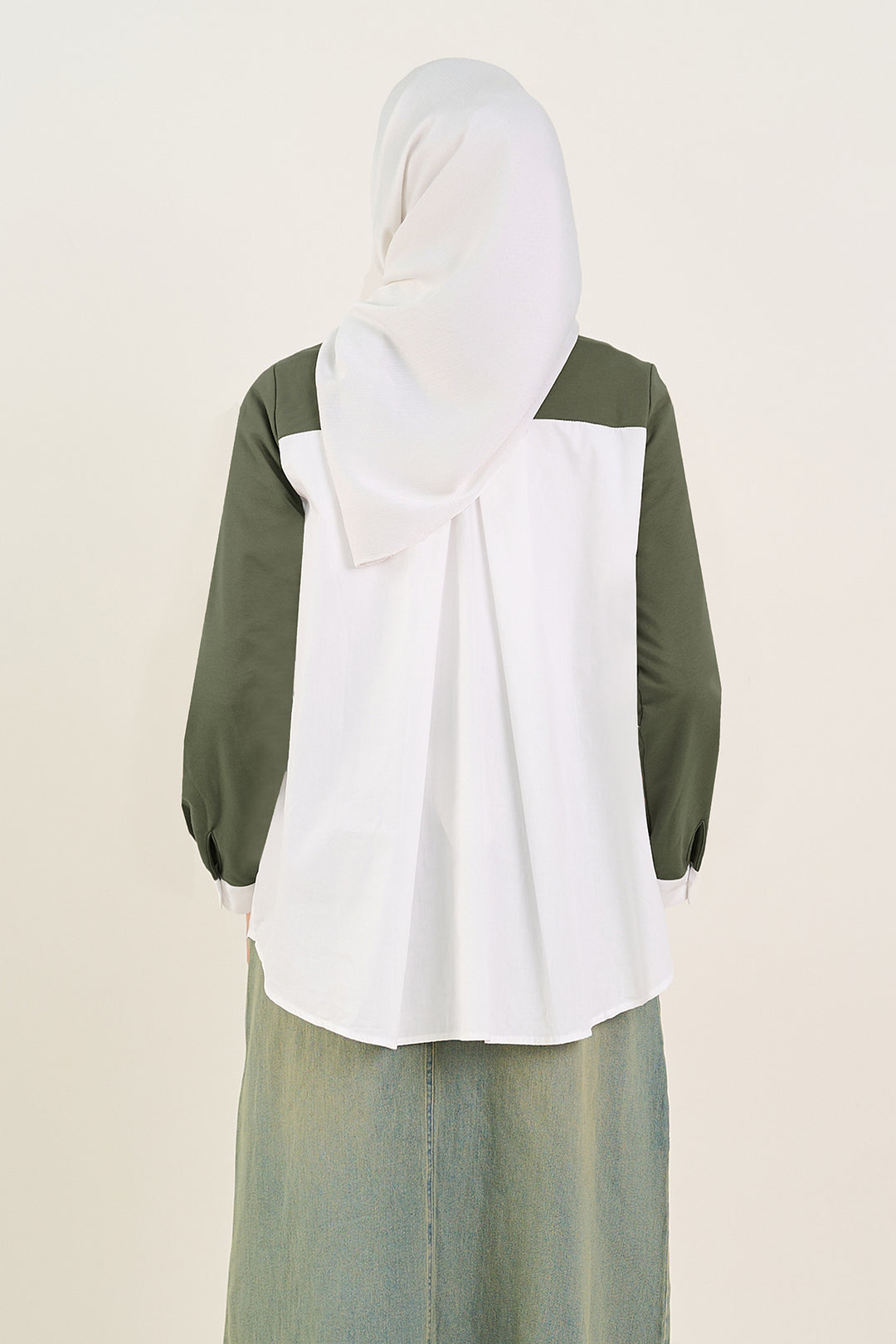 Celline Sweater Layered Shirt Army Green