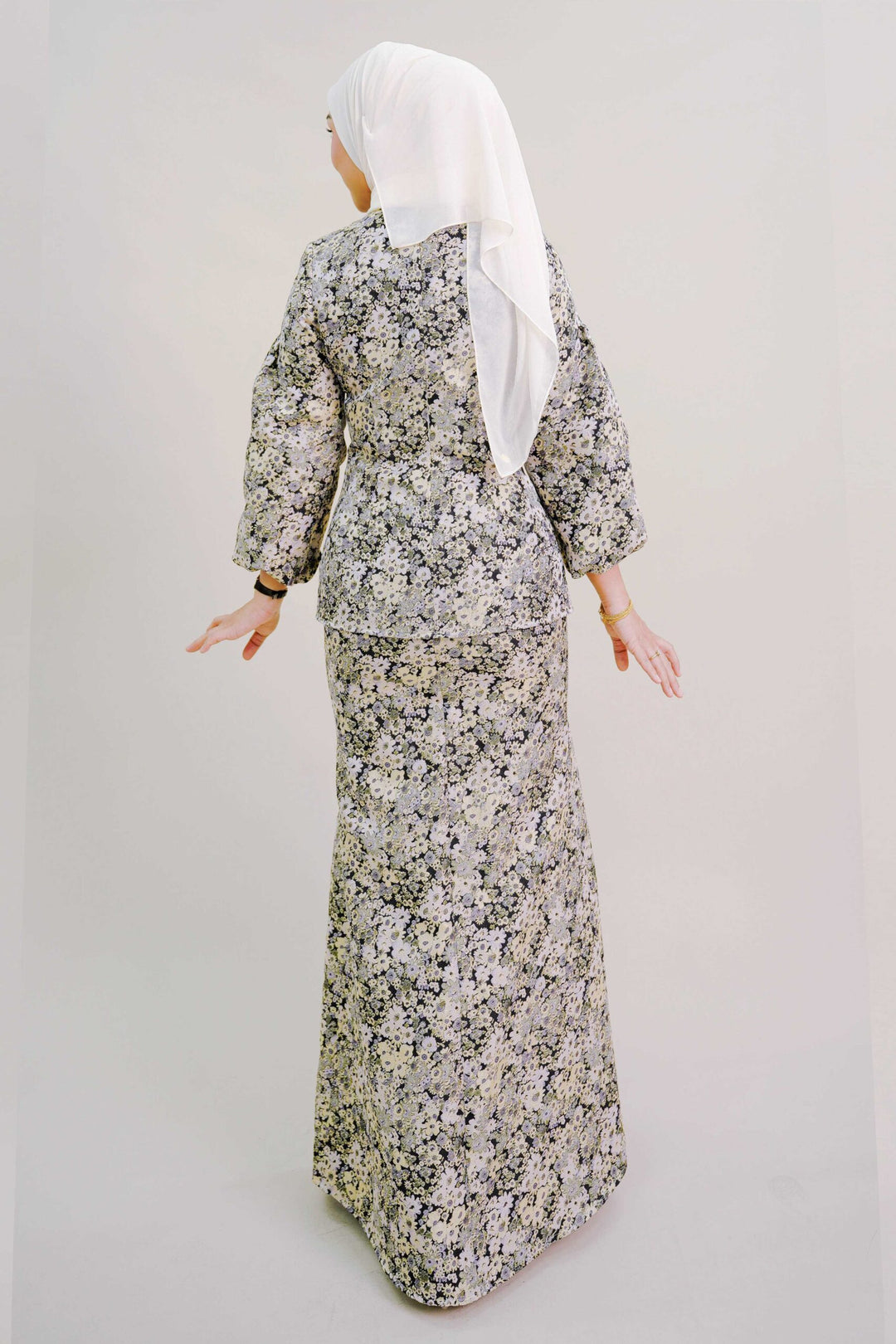 Elora Kurung in Light Yellow