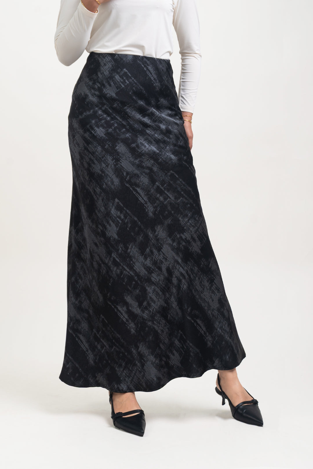 Elvina Printed Satin Skirt Black